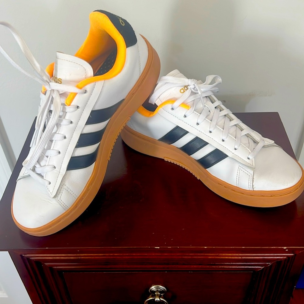 Adidas Cloudfoam Comfort